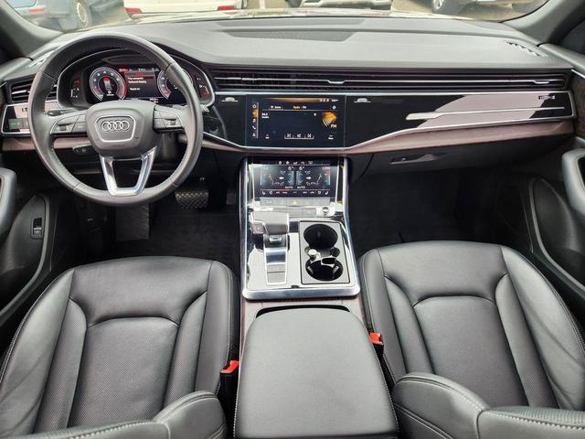 Photo of 2020 Orca Black Metallic Audi Q8