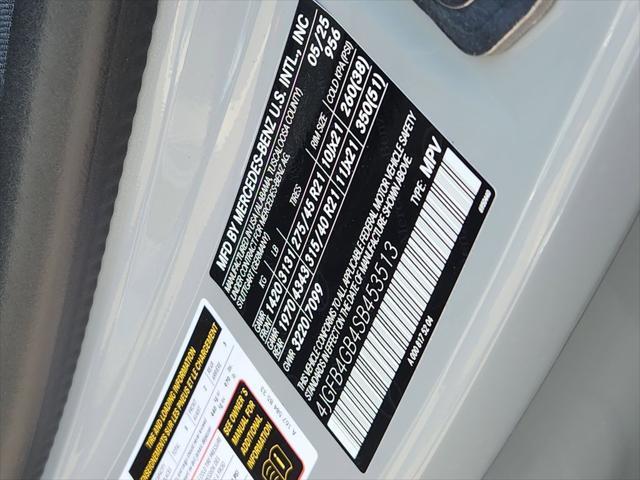 Photo of 2025 MANUFAKTUR Alpine Grey Mercedes-Benz GLE 450e