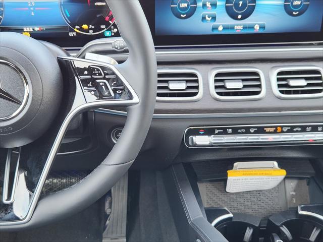 Photo of 2025 MANUFAKTUR Alpine Grey Mercedes-Benz GLE 450e