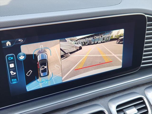 Photo of 2025 MANUFAKTUR Alpine Grey Mercedes-Benz GLE 450e