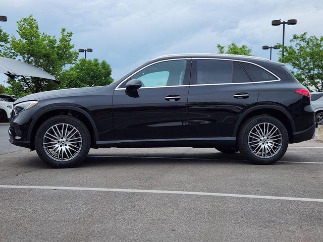 Photo of 2025 Black Mercedes-Benz GLC 300