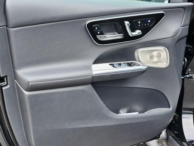 Photo of 2025 Black Mercedes-Benz GLC 300