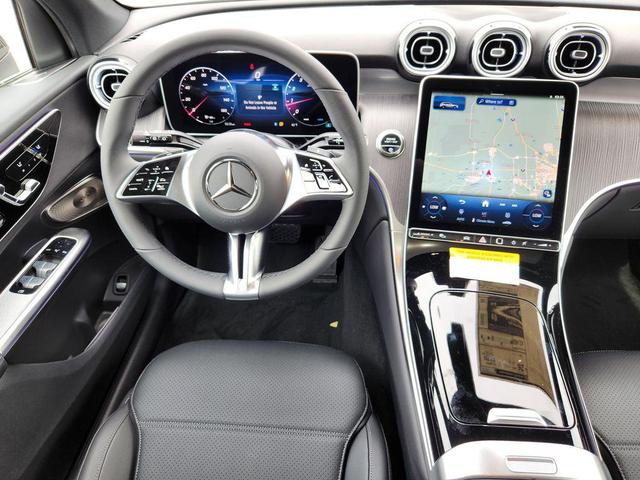 Photo of 2025 Black Mercedes-Benz GLC 300