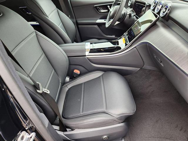 Photo of 2025 Black Mercedes-Benz GLC 300