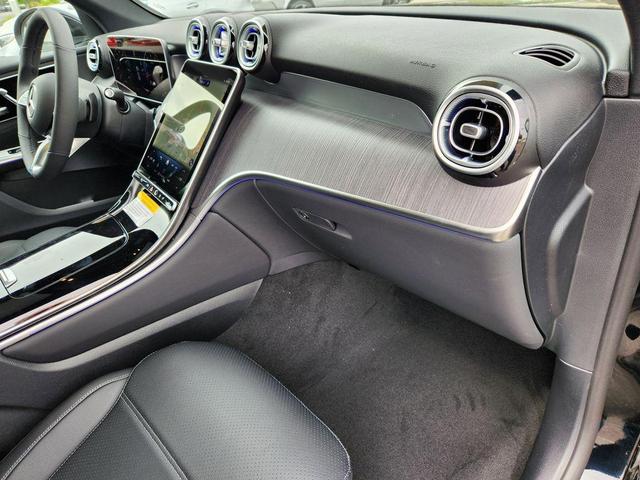 Photo of 2025 Black Mercedes-Benz GLC 300