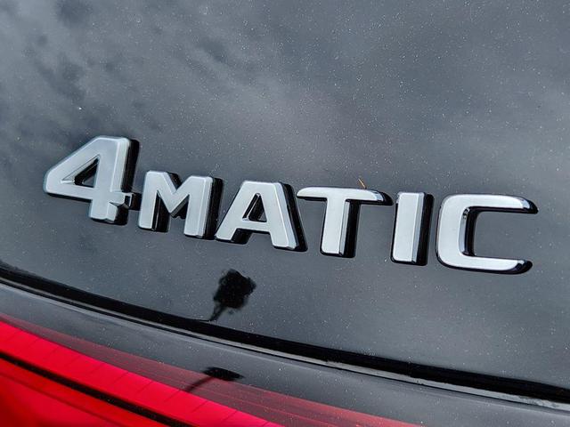 Photo of 2025 Black Mercedes-Benz GLC 300