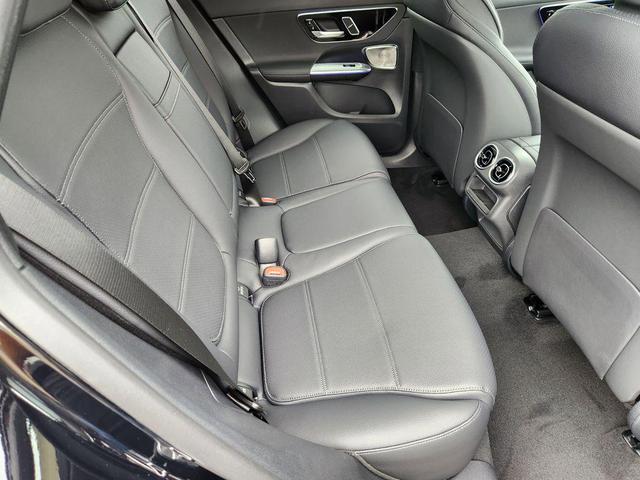Photo of 2025 Black Mercedes-Benz GLC 300