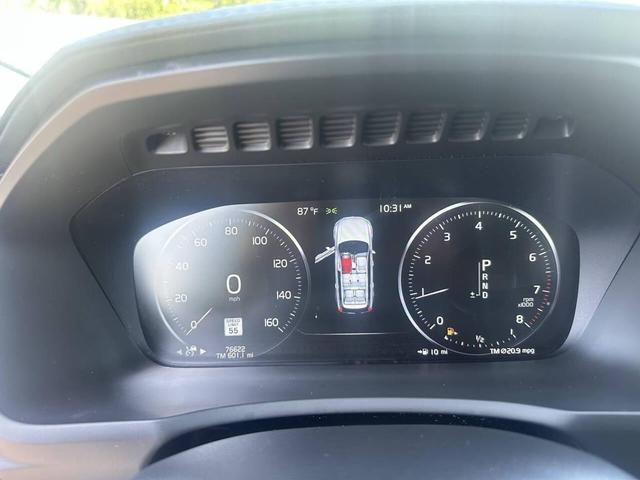 Photo of 2019 White Volvo XC90