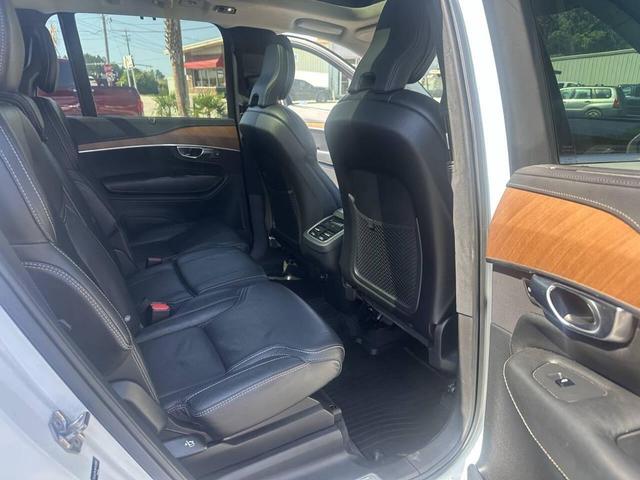 Photo of 2019 White Volvo XC90