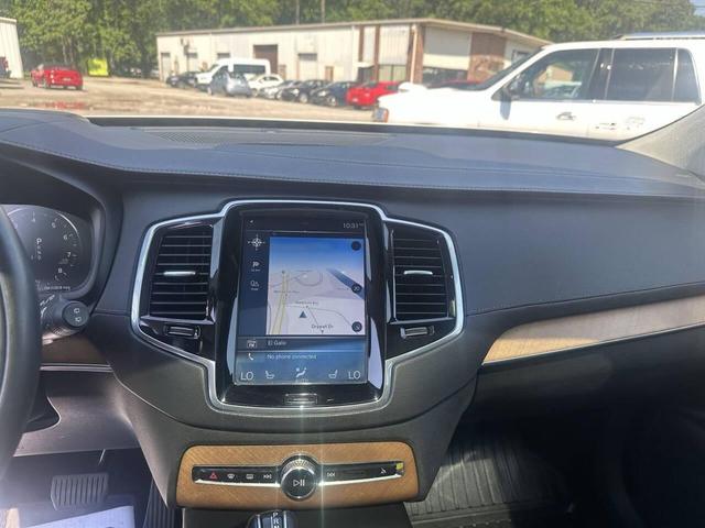 Photo of 2019 White Volvo XC90