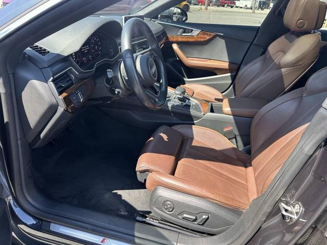 Photo of 2018 Gray Audi A5