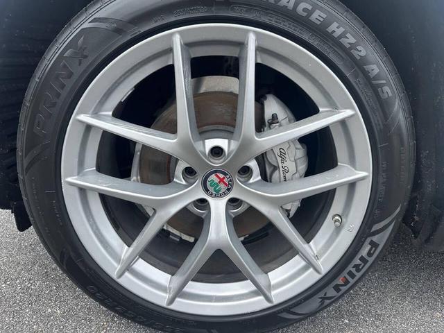 Photo of 2018 White Alfa Romeo Stelvio