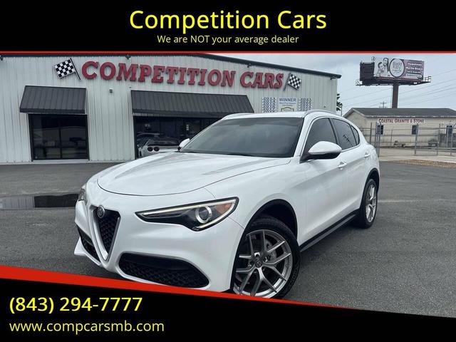 Photo of 2018 White Alfa Romeo Stelvio
