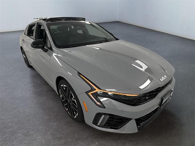 Photo of 2026 Wolf Gray Kia K5