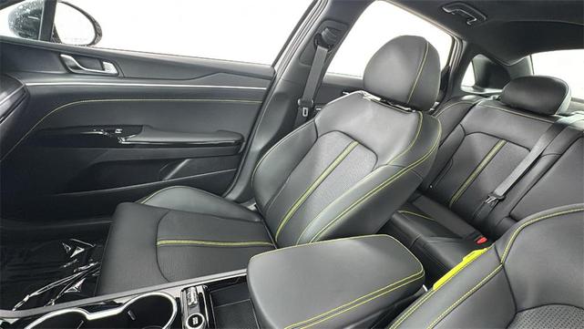 Photo of 2026 Wolf Gray Kia K5