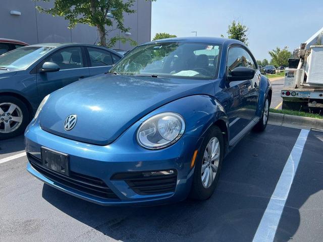 Photo of 2017 Silk Blue Metallic Volkswagen Beetle