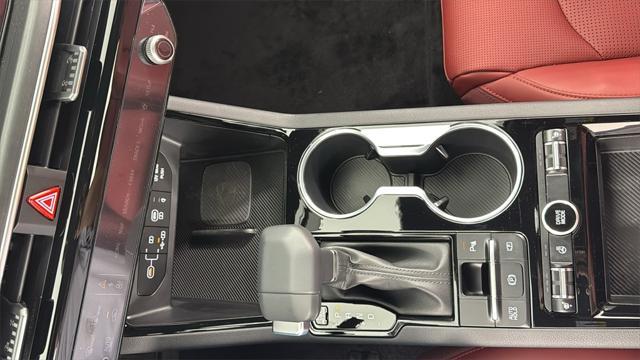 Photo of 2026 Gray Kia K5