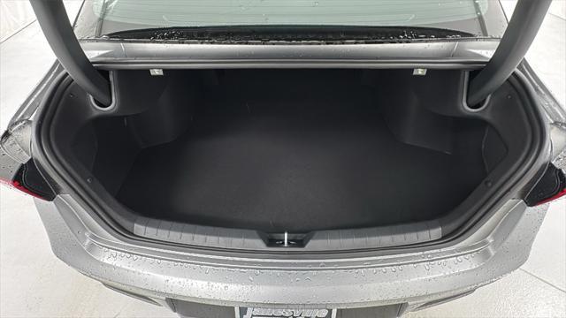 Photo of 2026 Gray Kia K5