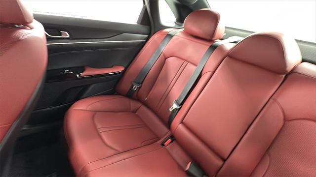 Photo of 2026 Gray Kia K5