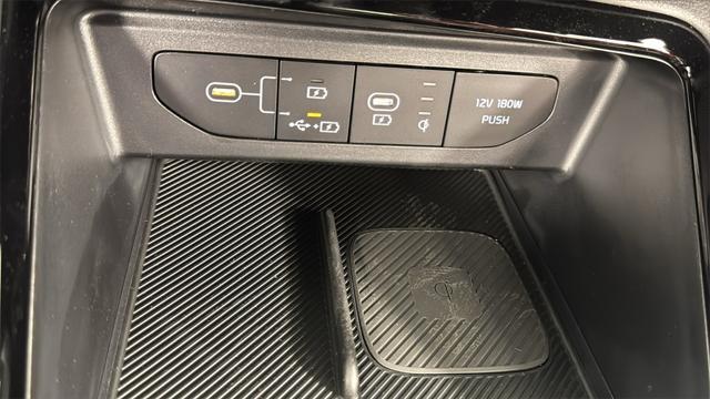 Photo of 2026 Gray Kia K5