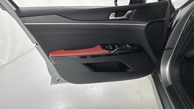 Photo of 2026 Gray Kia K5
