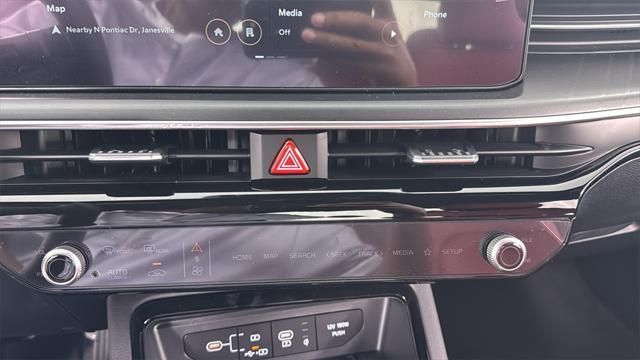 Photo of 2026 Gray Kia K5