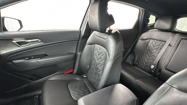 Photo of 2025 Gravity Gray Kia Sportage