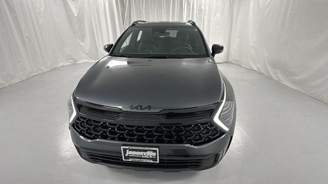 Photo of 2025 Gravity Gray Kia Sportage