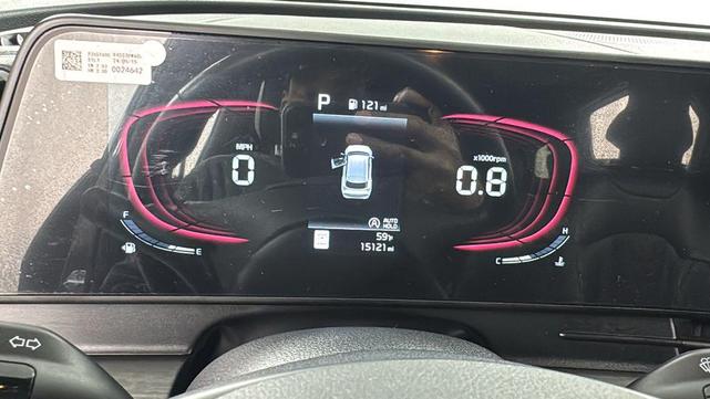Photo of 2025 Gravity Gray Kia Sportage