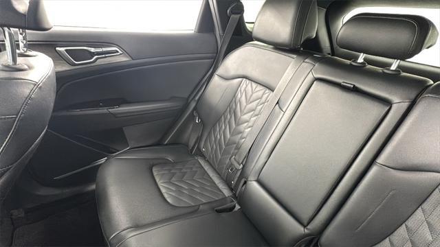 Photo of 2023 Sapphire Blue Kia Sportage