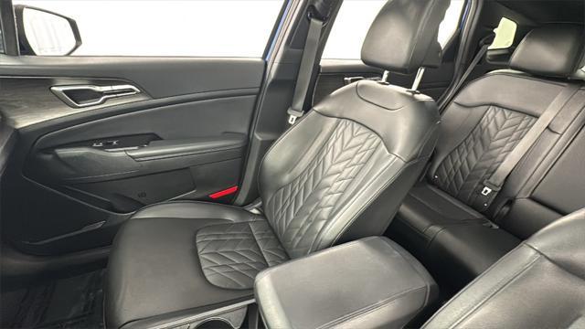 Photo of 2023 Sapphire Blue Kia Sportage