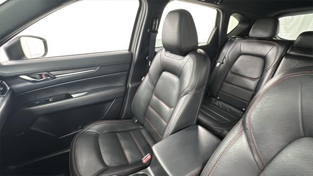 Photo of 2023 Rhodium White Metallic Mazda CX-5