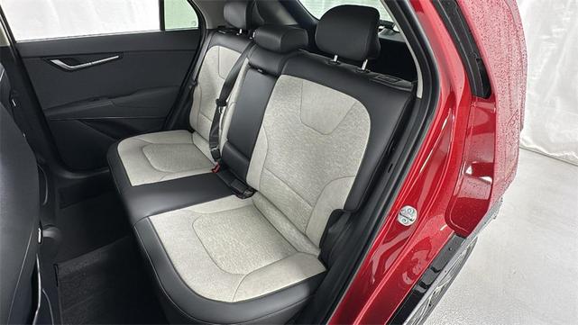 Photo of 2025 Runway Red Kia Niro