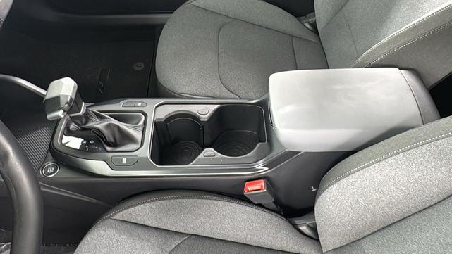 Photo of 2025 Currant Red Kia K4