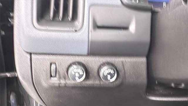 Photo of 2021 Black Chevrolet Colorado