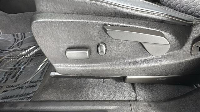 Photo of 2021 Black Chevrolet Colorado