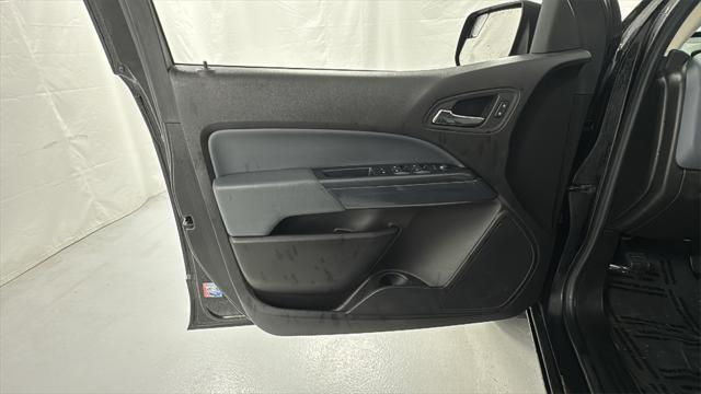 Photo of 2021 Black Chevrolet Colorado