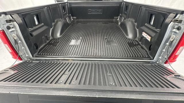 Photo of 2023 Iconic Silver Metallic Ford F-150