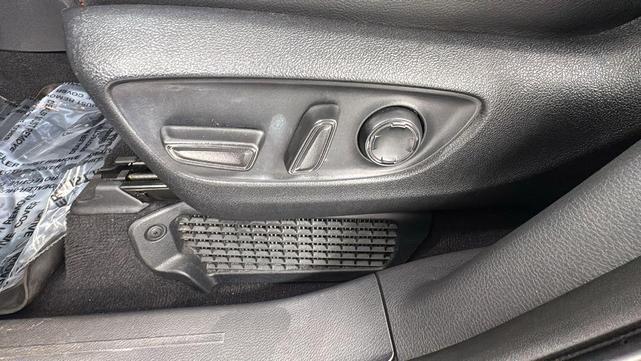 Photo of 2023  Toyota Sienna