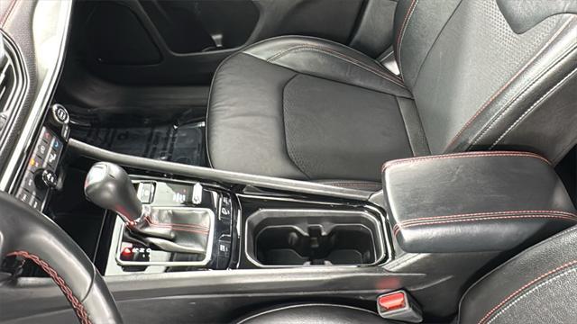Photo of 2022 Diamond Black Crystal Pearlcoat Jeep Compass