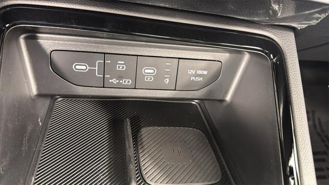 Photo of 2026 Pearl Kia K5