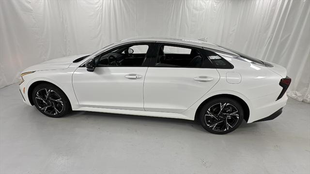 Photo of 2026 Pearl Kia K5