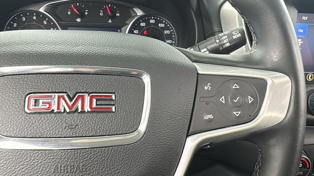 Photo of 2024 Summit White GMC Terrain
