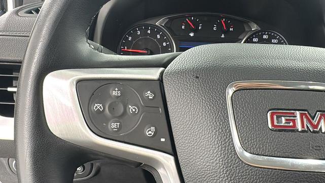 Photo of 2024 Summit White GMC Terrain