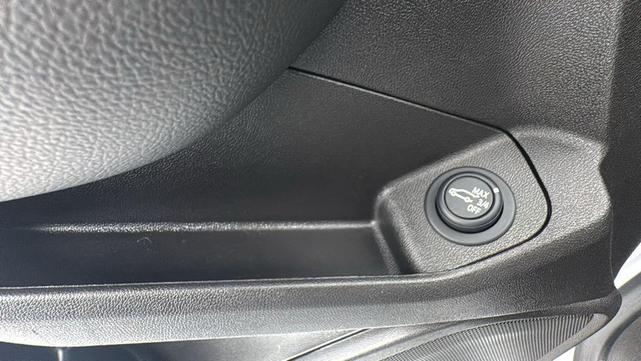 Photo of 2024 Summit White GMC Terrain