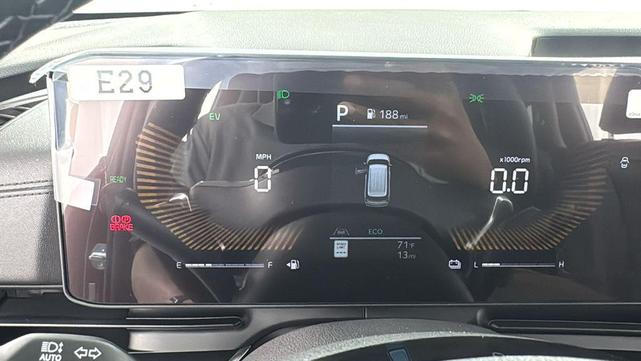 Photo of 2026 Aurora Black Pearl Kia Carnival Hybrid