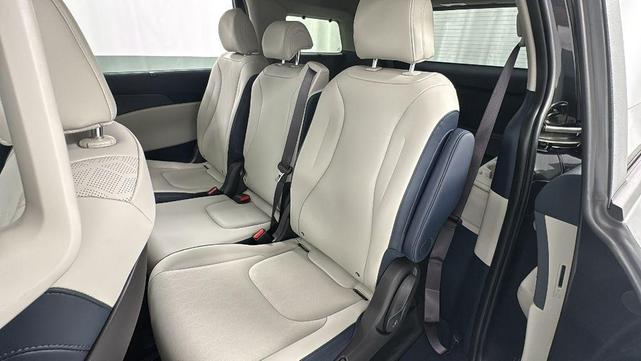 Photo of 2026 Panthera Metal Kia Carnival Hybrid