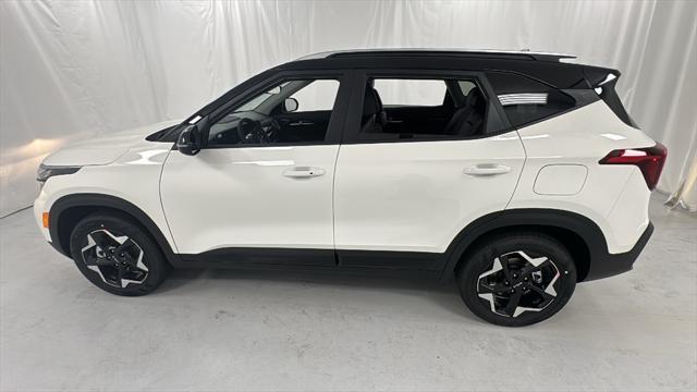 Photo of 2026 White Kia Seltos