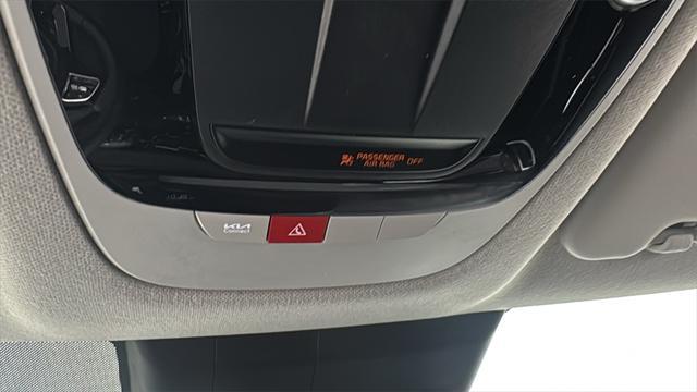 Photo of 2026 White Kia Seltos