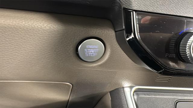 Photo of 2026 Deep Chroma Blue Kia Carnival Hybrid